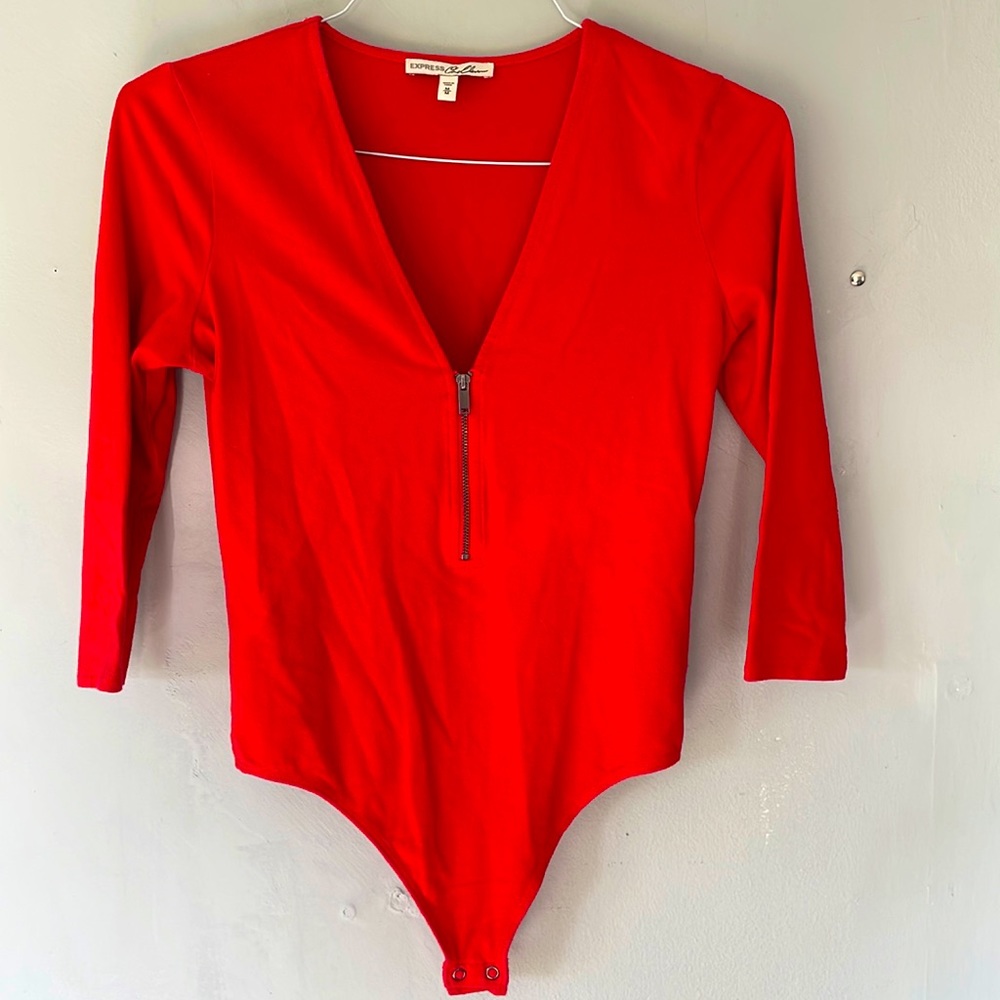 Women's Red Bodysuit Thong Shirt NWOT Beautiful Size Medium
